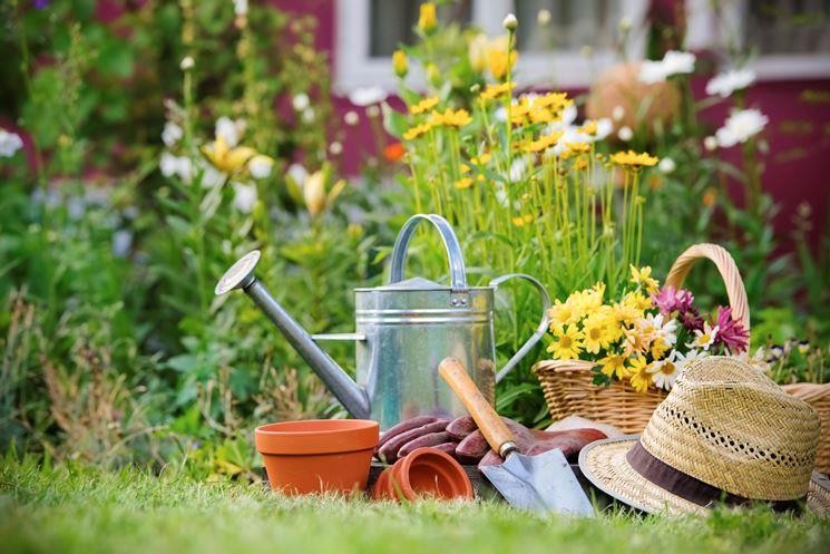 Aprile: la primavera continua, i lavori aumentano